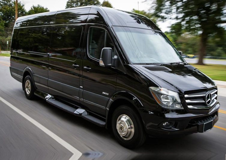 Mercedes van shop